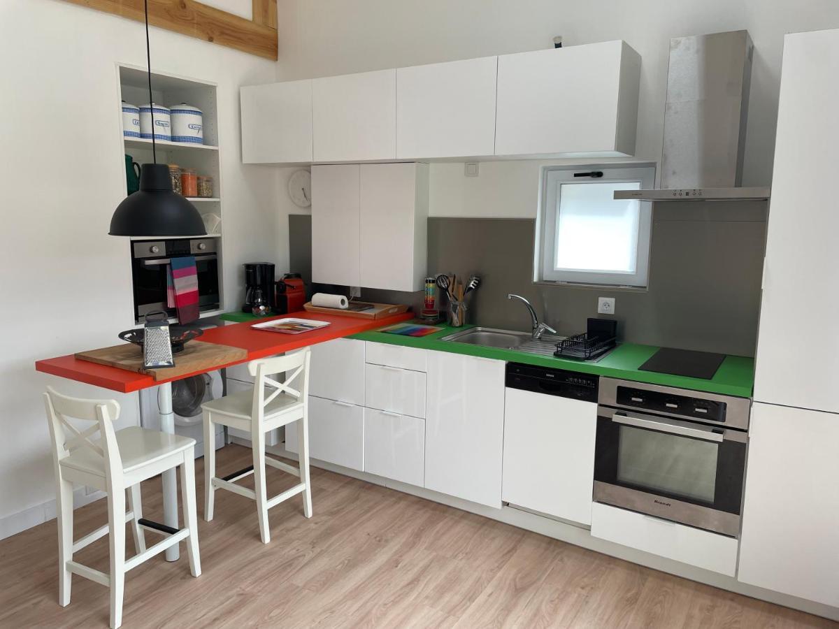 Maison Independante Avec Jardin, Tres Calme, Centre Ville La Rochelle ลาโรแชล ภายนอก รูปภาพ