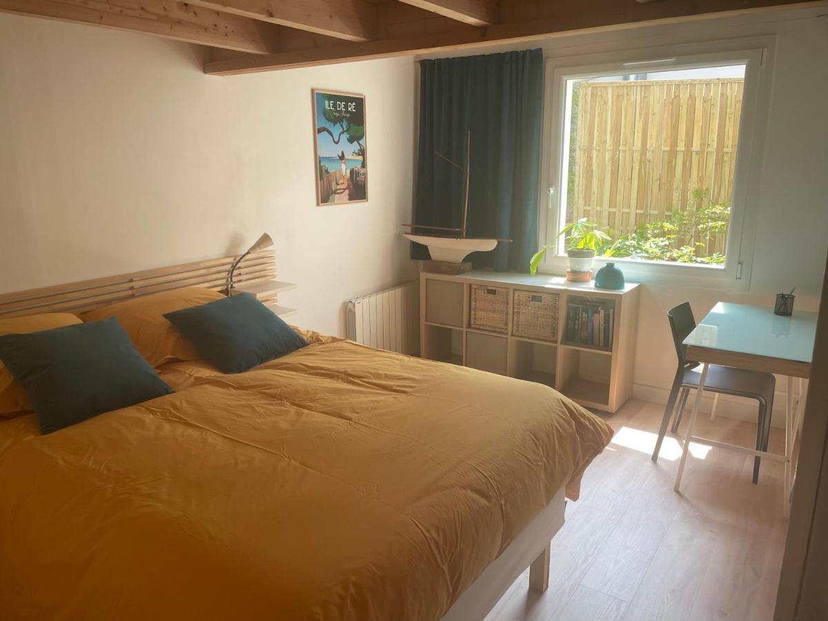 Maison Independante Avec Jardin, Tres Calme, Centre Ville La Rochelle ลาโรแชล ภายนอก รูปภาพ